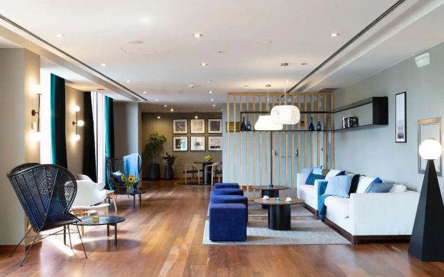 Отель Dolce by Wyndham Barcelona Resort