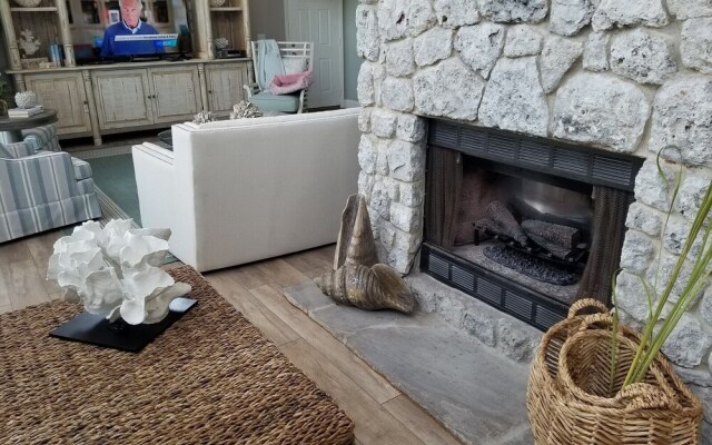 Seas the Day - Upper