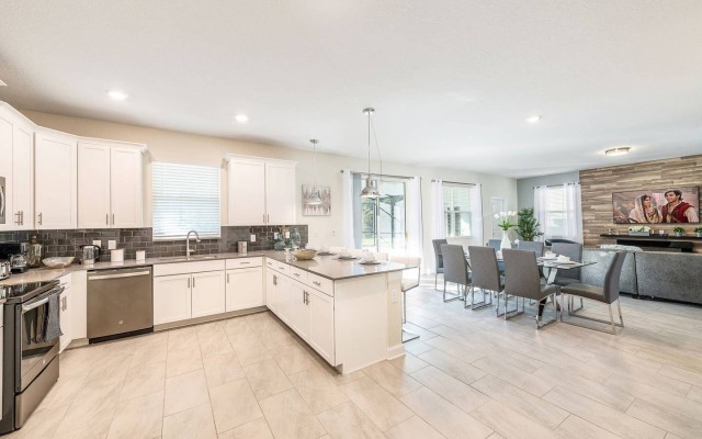 Beautiful home with game room