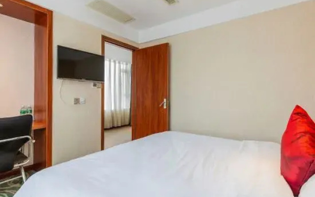 Yinglun Holiday Hotel