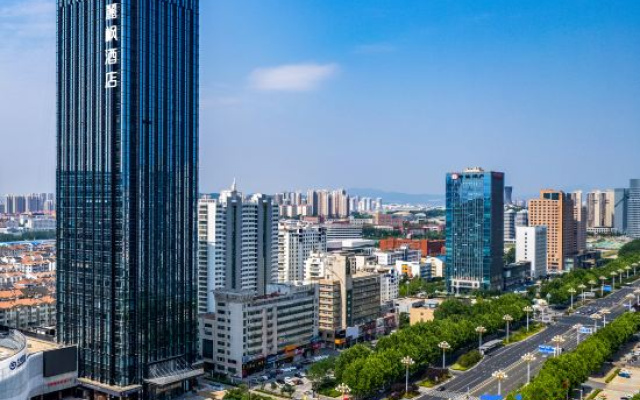 Lavande Hotel (Yantai Jinshatan Seaside Bathing Beach Branch Store) – Outside – Yantai