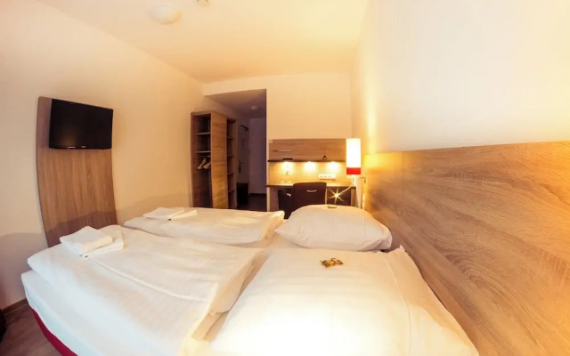 Guestified. MILO NOEL Hotel