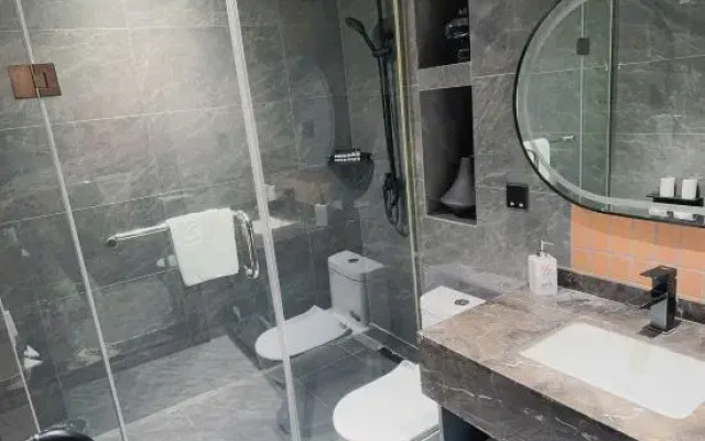 Yuhao Hotel