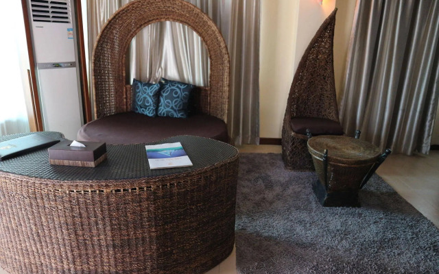 Golden Phoenix Hotel Boracay