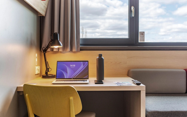 MEININGER Hotel Berlin Airport