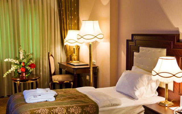 Latanya Palm & Spa Airport Antalya