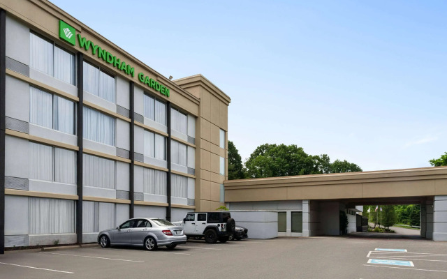 Wyndham Garden Pittsburgh Airport