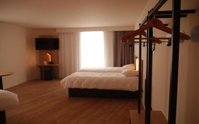B&B HOTEL Lille Lillenium Eurasanté