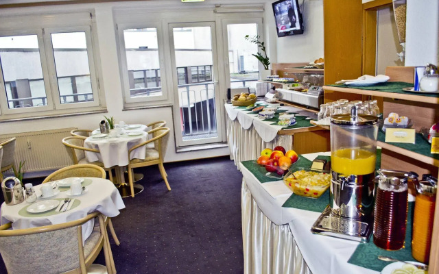 Adler Hotel Frankfurt