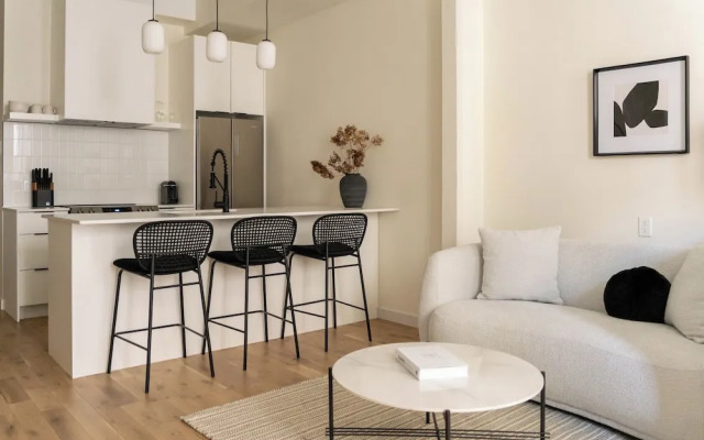 Maison Place Jacques-Cartier by Luxury In Transit