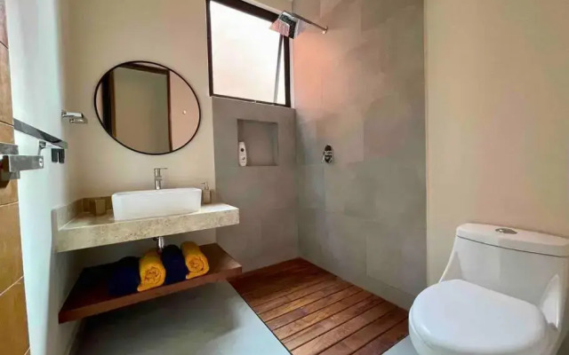 18 Luxury House with pool, 3 BDS,Aldea Savia