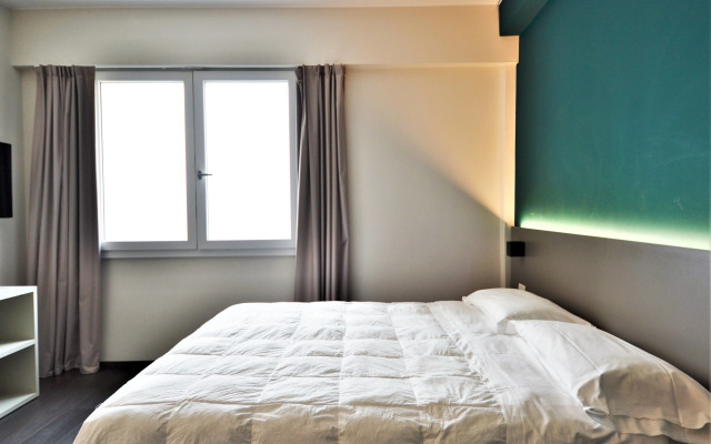 Venice Terminal Apartments & Suites