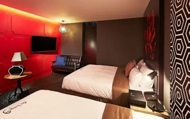 Dongdaemun Boutique Nine