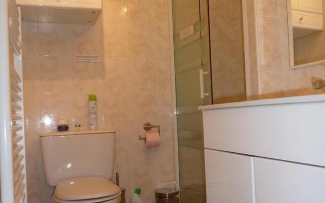 Appartement Balaruc-les-Bains, 1 pièce, 2 personnes - FR-1-571-9