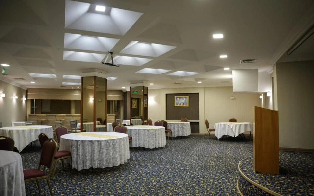 Enerji Hotel