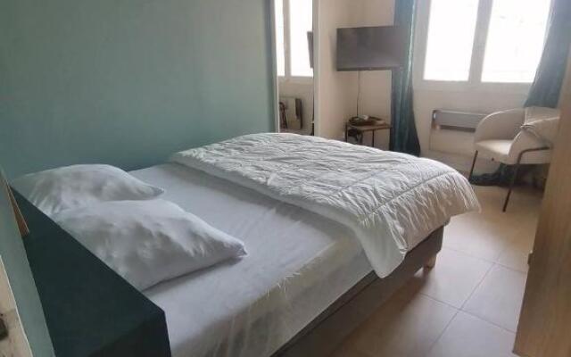 Le Méditerranée 1er Ligne vue mer classe 3