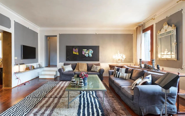 LL4425 Penthouse of 200sqm
