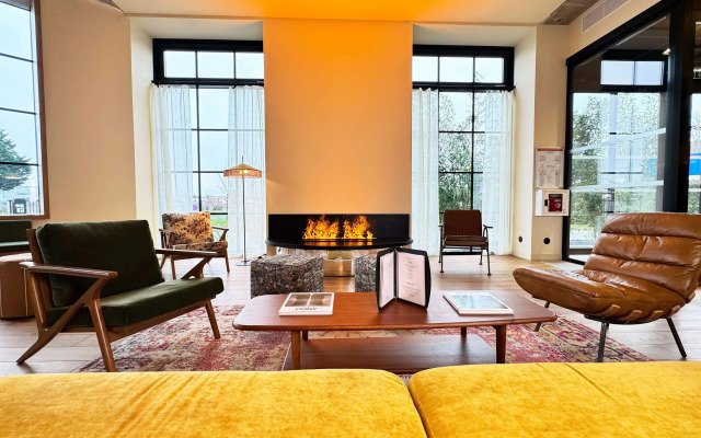 Kyriad Prestige Compiègne Hotel & Spa