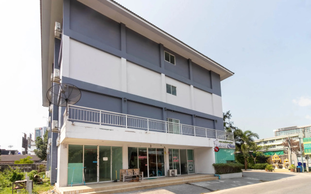 OYO 75389 Pandora house