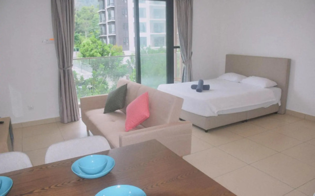 Pool View Casa Suite @ Midhill Genting Highlands (5pax)