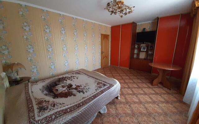 Guest House On Pobedy 7