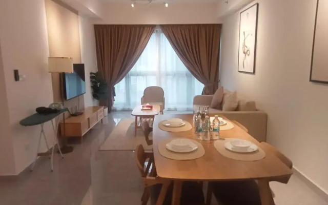 AGILE Family Apartment By Arman