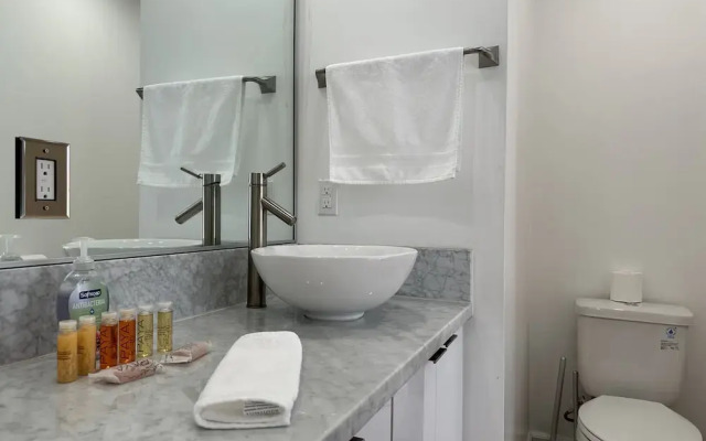 Oneluxstay At HWH LA Downtown
