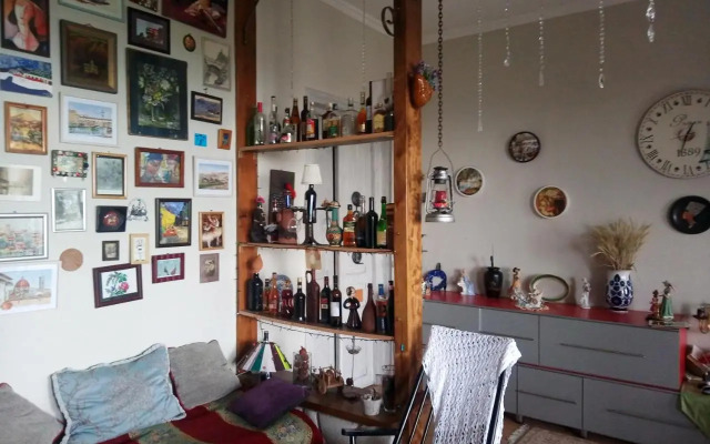 L House