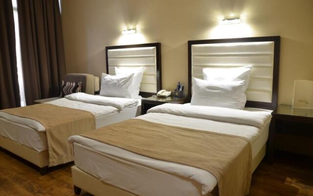 Orion Hostel Plus
