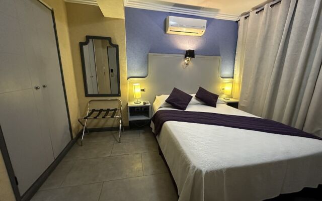 Hotel Infinity Park Santiago