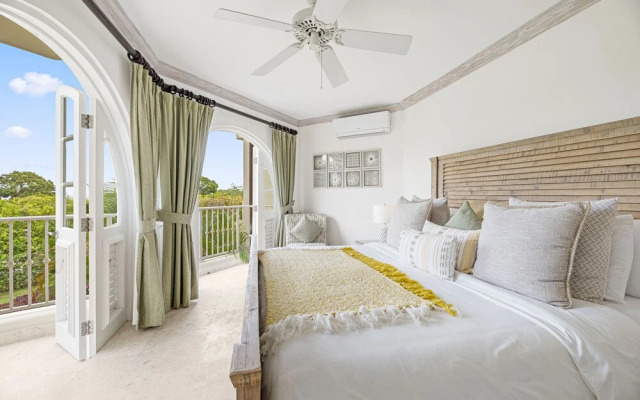 Royal Apartment 221 by Island Villas