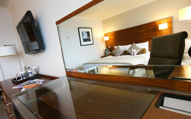 Crowne Plaza Manchester Airport by IHG