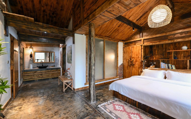 No.5 Valley Lodge