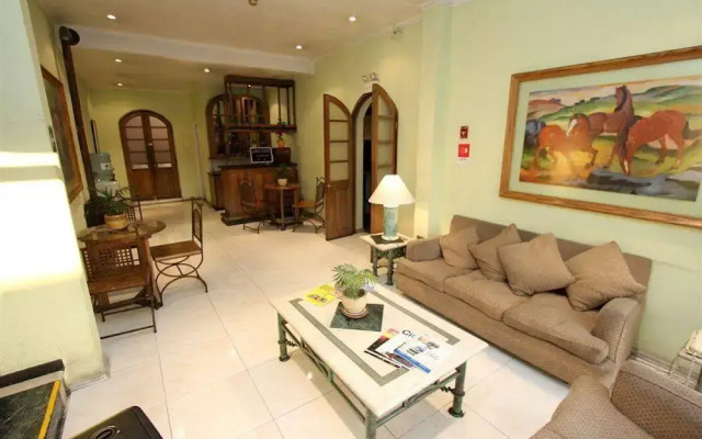 Hotel Dacarlo