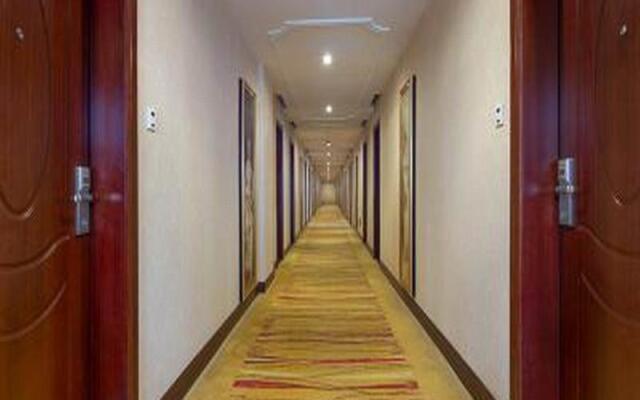 Vienna Hotel Shenzhen Shajing Zhongxin Road