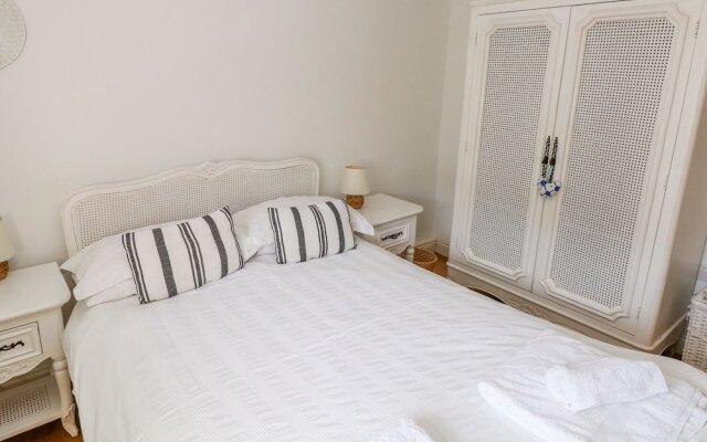 Flat 9