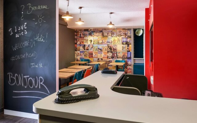 hotelF1 Paris Saint-Denis Universite