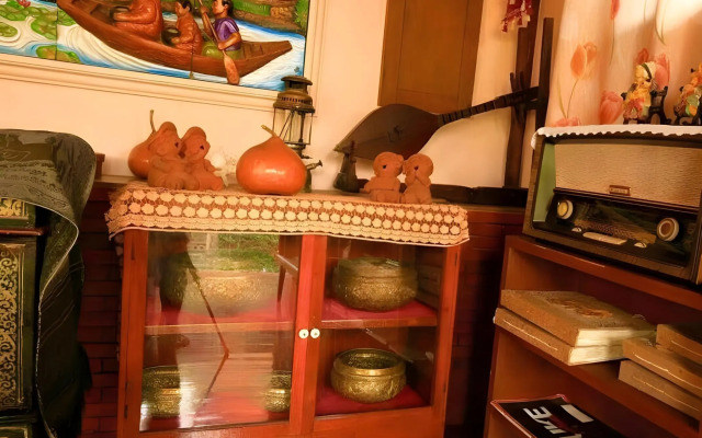 Bantham Hill Homestay