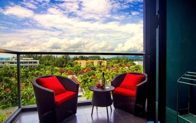Homelike Family Apartment Pool on the roof with Sea View