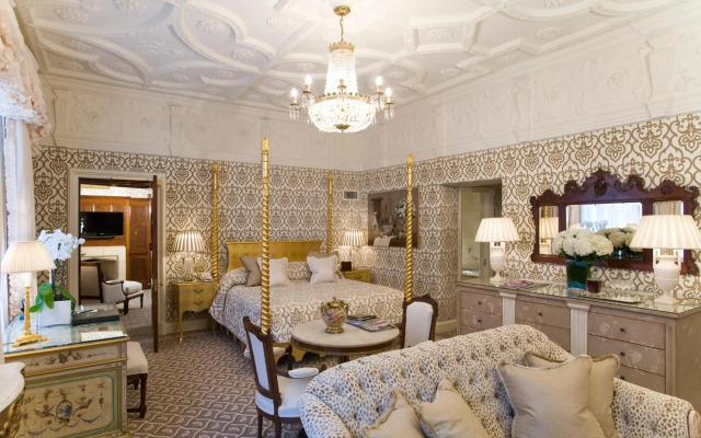 The Milestone Hotel