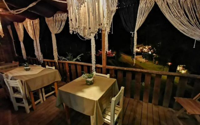 Luchita Mia Eco Cabanas Boutique