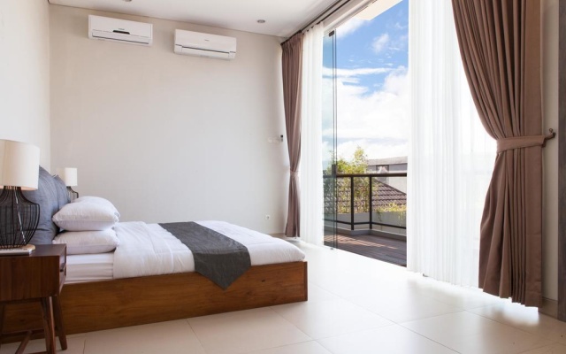 Zen-Tao Villa – Guest Rooms – Kuta