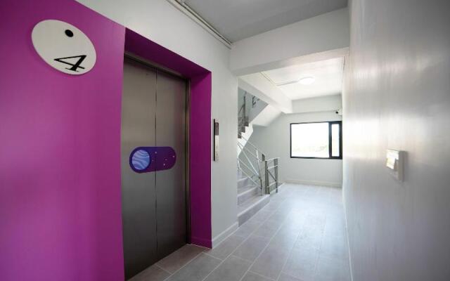 Star Sukhumvit by OYO Rooms