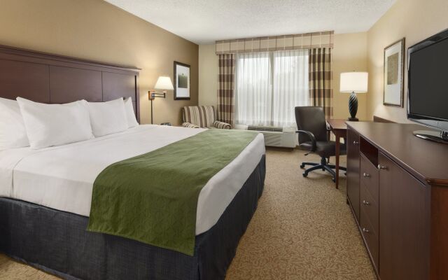 Country Inn & Suites by Radisson, Stevens Point, WI