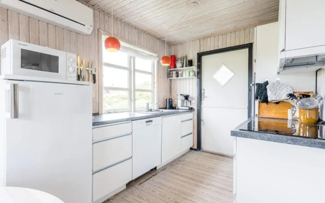6 Person Holiday Home in Henne