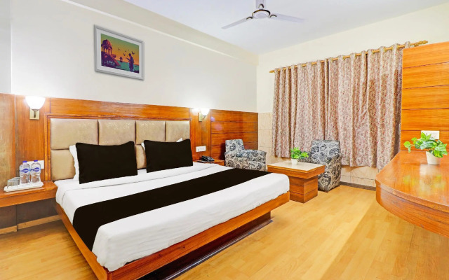 Capital O 3639 Hotel Pioneer