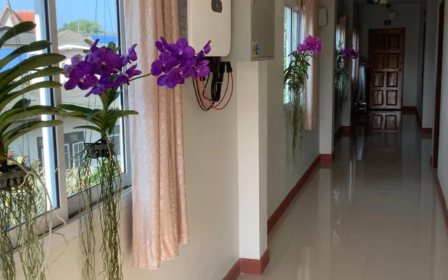 Sornwaree Apartment