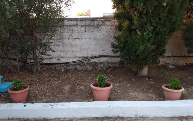 Nikitas Apartment