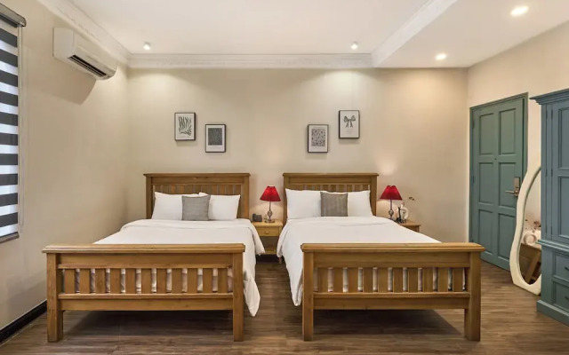 The Passion Lux Airport Hotel Apartment