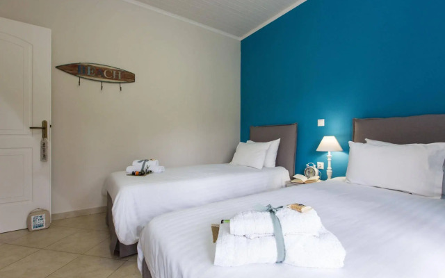 Villas Lefkothea